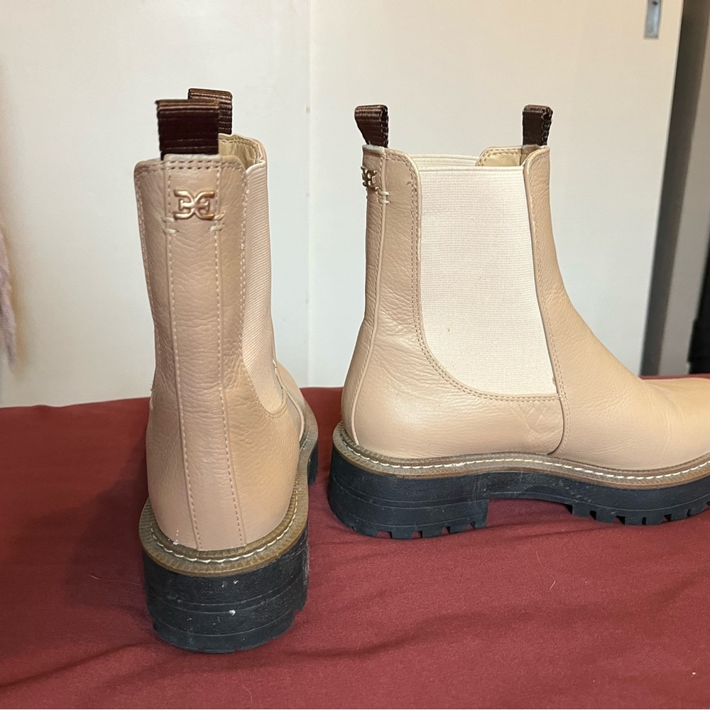 Sam Edelman Beige Chelsea Lug Ankle Boots